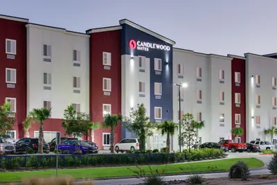 Photo 2 - Candlewood Suites DFW West - Hurst by IHG