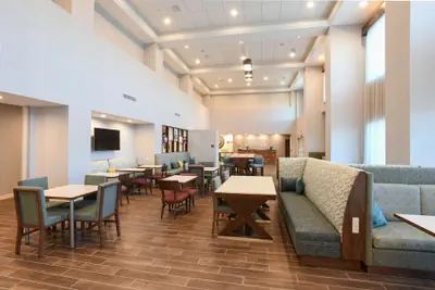 Photo 5 - Hampton Inn & Suites Cincinnati Liberty Township