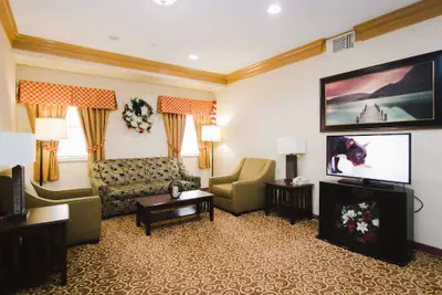 Photo 4 - Days Inn by Wyndham Rosenberg