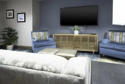Photo 3 - Staybridge Suites Summerville by IHG
