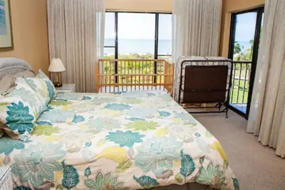 Photo 4 - Pelicans Roost Gulf Front Condos