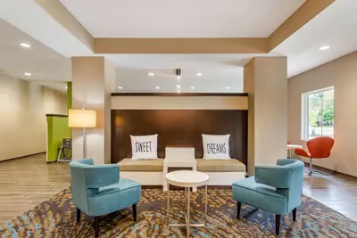 Photo 5 - Sleep Inn & Suites Gallatin - Nashville Metro