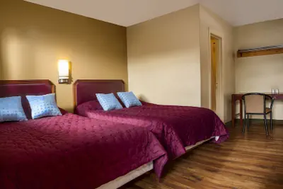 Photo 2 - Viking Motel