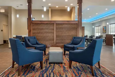 Photo 4 - Comfort Suites Dry Ridge