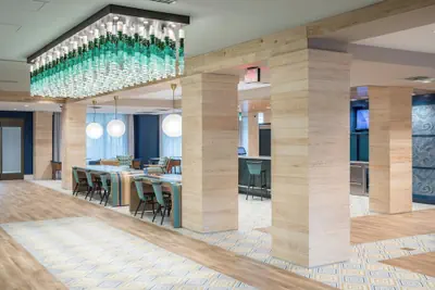 Photo 4 - Courtyard by Marriott Hilton Head Island