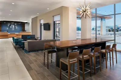 Photo 4 - Hilton Garden Inn Milwaukee Brookfield Conference Center, WI