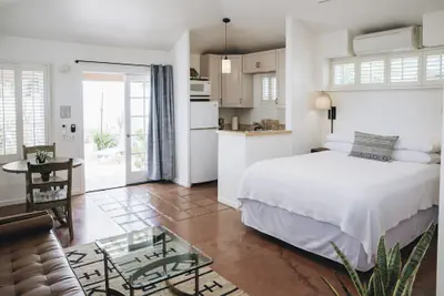 Photo 5 - Cottage Inn & Spa