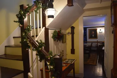 Photo 3 - Daniels House Inn