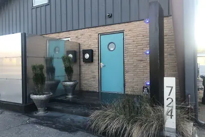 Photo 3 - The Hangar Lofts Hotel