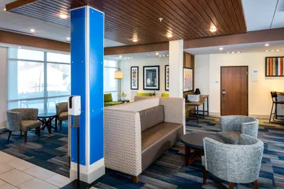 Photo 4 - Holiday Inn Express & Suites Bend South by IHG