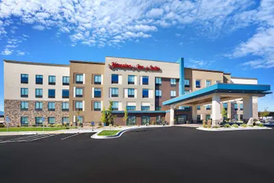 Photo 2 - Hampton Inn & Suites Spanish Fork