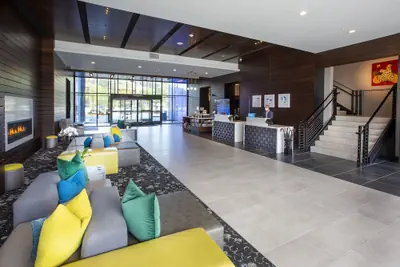 Photo 3 - Hilton Garden Inn Redmond Seattle