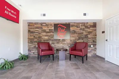 Photo 5 - Red Roof Inn Baytown