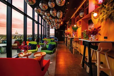 Photo 2 - citizenM Washington DC Capitol