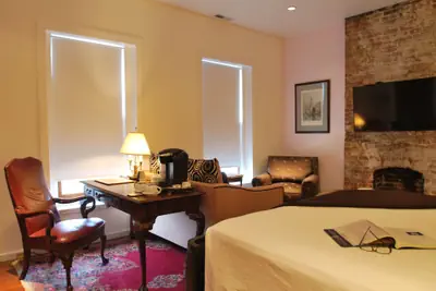 Photo 5 - Grand Center Inn