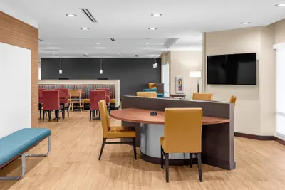 Photo 4 - TownePlace Suites by Marriott Cincinnati Fairfield