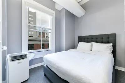 Photo 5 - Temple Place Suites