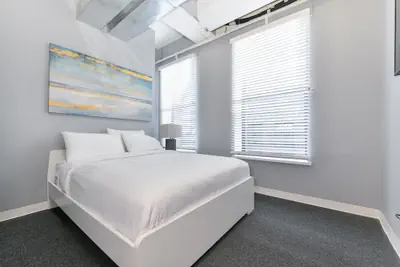 Photo 4 - Temple Place Suites