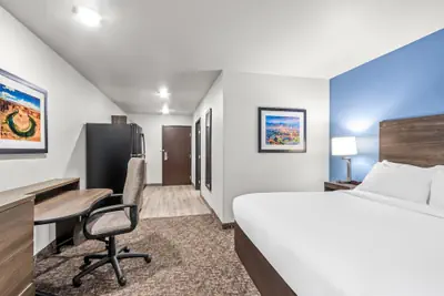 Photo 5 - Sonesta Simply Suites Avondale