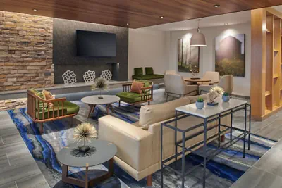 Photo 5 - Fairfield Inn & Suites by Marriott Chicago O'Hare