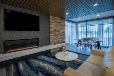Photo 3 - Fairfield Inn & Suites Duncan