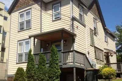 Photo 2 - Hosteeva Capitol Hill Condos