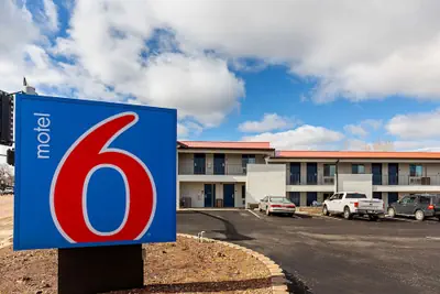 Photo 2 - Motel 6 Show Low, AZ
