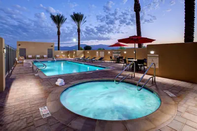 Photo 2 - Hampton Inn & Suites Indio