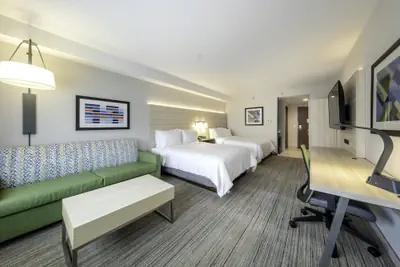 Photo 5 - Holiday Inn Express & Suites Staunton by IHG