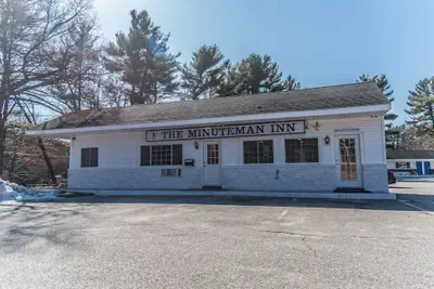 Photo 2 - The Minuteman Inn
