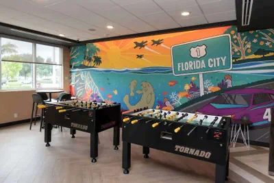 Photo 4 - Tru by Hilton Florida City