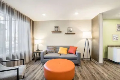 Photo 5 - WoodSpring Suites Colton