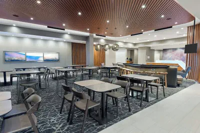 Photo 4 - SpringHill Suites by Marriott Lakeland
