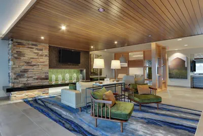 Photo 2 - Fairfield Inn & Suites by Marriott Warsaw