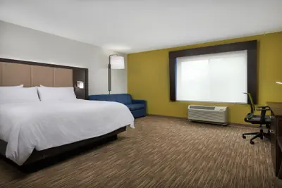 Photo 4 - Holiday Inn Express Amherst - Lockport by IHG