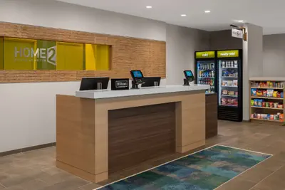 Photo 4 - Home2 Suites by Hilton Des Moines at Drake University