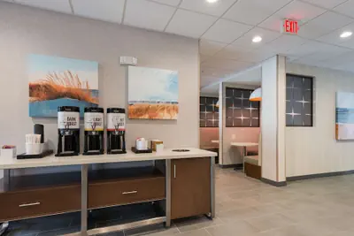 Photo 5 - Hampton Inn Niles
