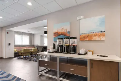 Photo 3 - Hampton Inn Niles