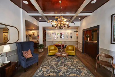 Photo 2 - The Oliver Hotel