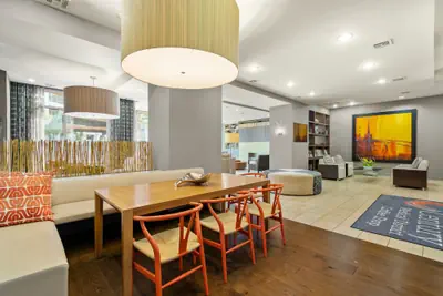 Photo 5 - Kasa Love Field-Medical District Dallas