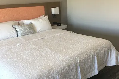 Photo 5 - Hampton Inn Midland South