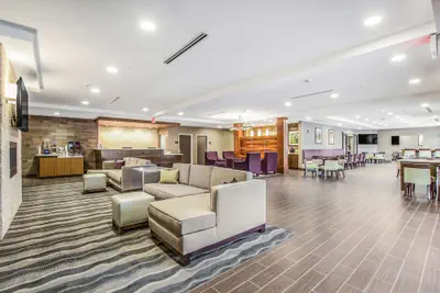 Photo 3 - Comfort Inn Jasper South