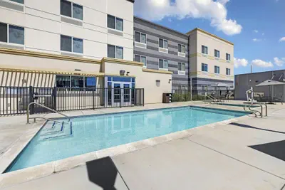 Photo 5 - Fairfield Inn & Suites by Marriott Lodi
