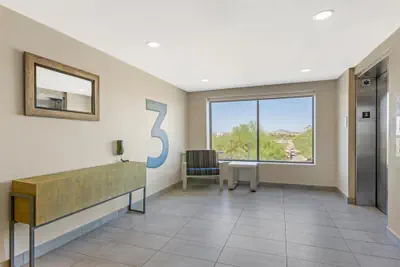 Photo 5 - Best Western Plus Executive Residency Phoenix North Happy Valley
