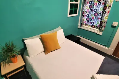 Photo 4 - Gaslamp Hostel