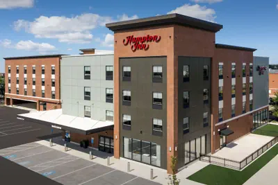 Photo 2 - Hampton Inn Boston Logan Airport Chelsea