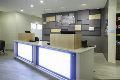 Photo 3 - Holiday Inn Express & Suites Fort Myers Airport by IHG