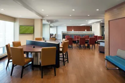 Photo 2 - TownePlace Suites by Marriott Fresno Clovis