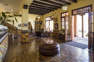 Photo 5 - Hotel El Capitan