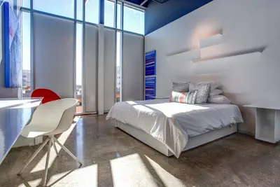 Photo 4 - Hotel Revel